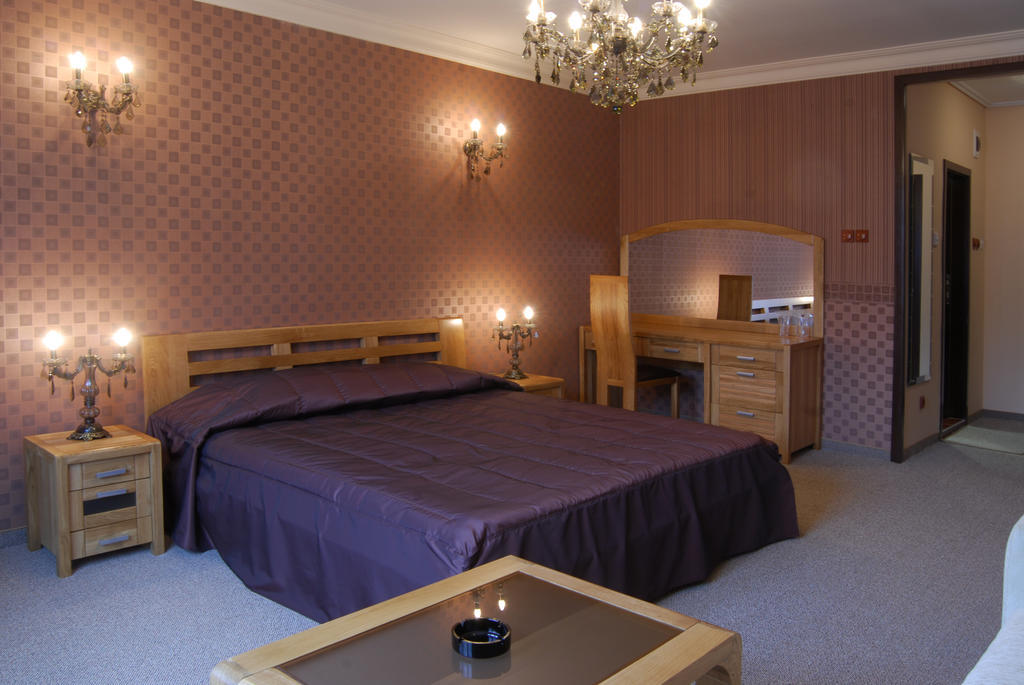 Hotel Unikat Velingrado Habitación foto